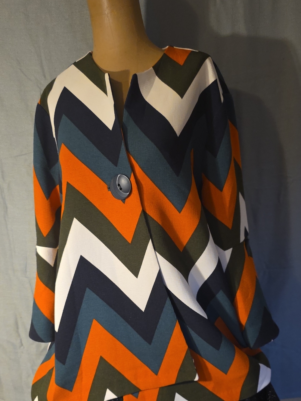 Chevron Print Button-Front Blouse in Orange, Navy & White